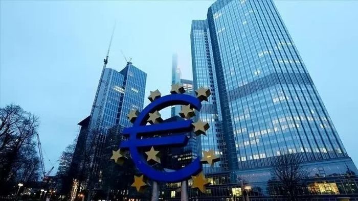 EU đã quyết định hoãn thời điểm gia hạn các biện pháp trừng phạt Nga liên quan đến xung đột ở Ukraine. (Nguồn: Euro News)