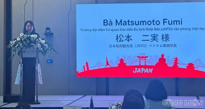 Bà Matsumoto Fumi - Trưởng đại diện JNTO tại Việt Nam phát biểu tại Hội thảo.