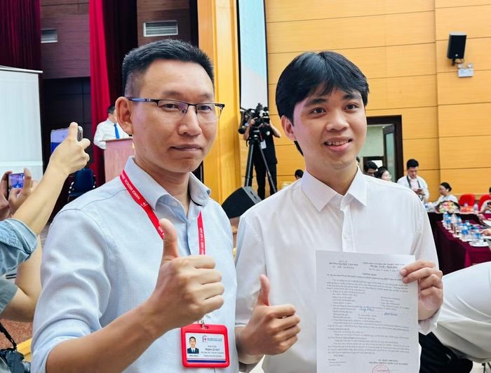 Thầy cô bộ môn vui mừng đón BSNT về khoa tại Match Day 2026 Ảnh: NGHIÊM HUÊ