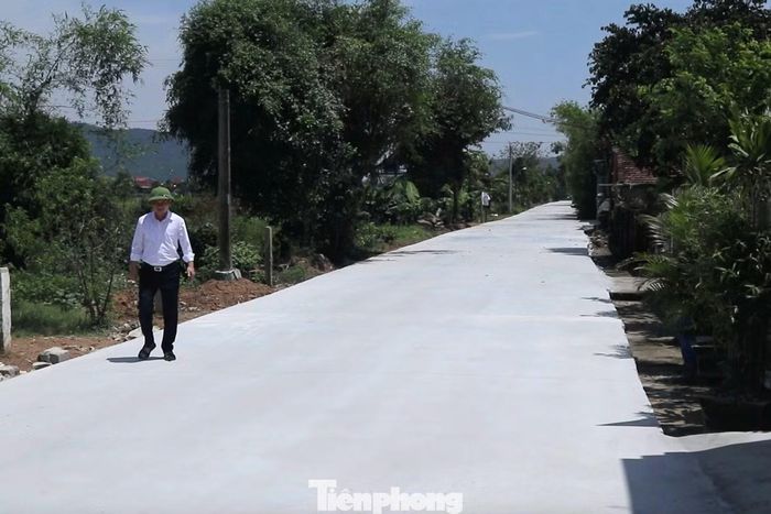 Tuyến đường mới khang trang tại xã Kim Liên.