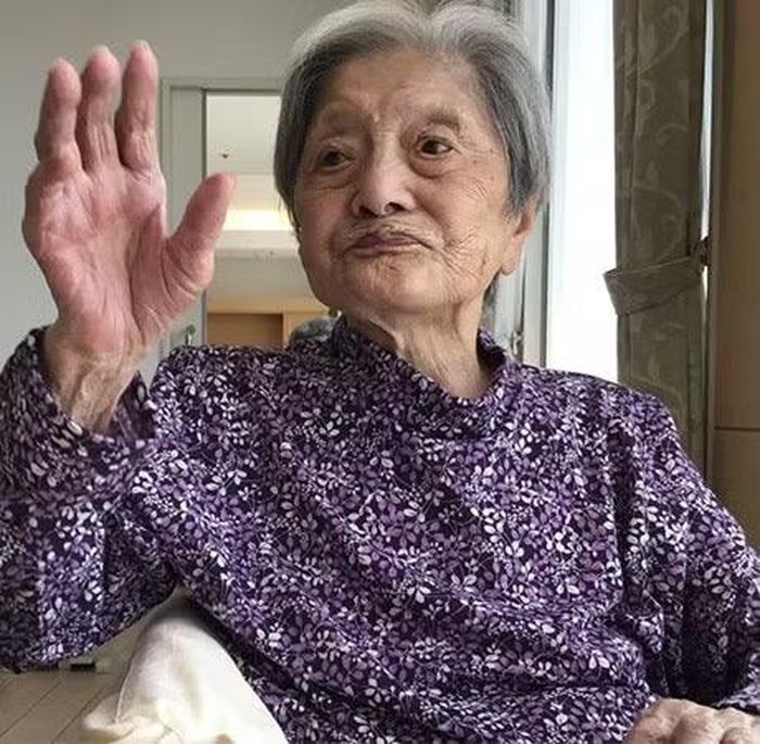 Bà Tomiko Itooka ở tuổi 113. Ảnh: GRG.
