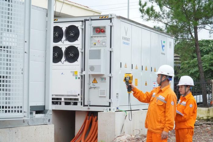 Ngành điện đang triển khai lắp đặt BESS để giảm áp lực vào giờ cao điểm.