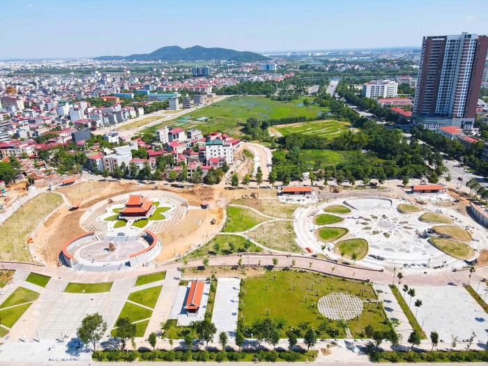  Công trình Đền thờ Bác Hồ và công viên Văn Miếu nằm trên địa bàn phường Kinh Bắc. 