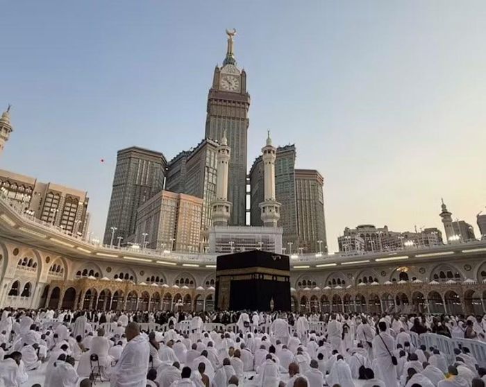 Nhà thờ Hồi giáo lớn trong thành phố thiêng liêng Mecca, Ả-rập Xê-út, ngày 14/9. (Ảnh: Reuters)