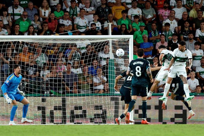 Real Madrid một lần nữa sa sút sau giờ nghỉ. Ảnh: Diario AS