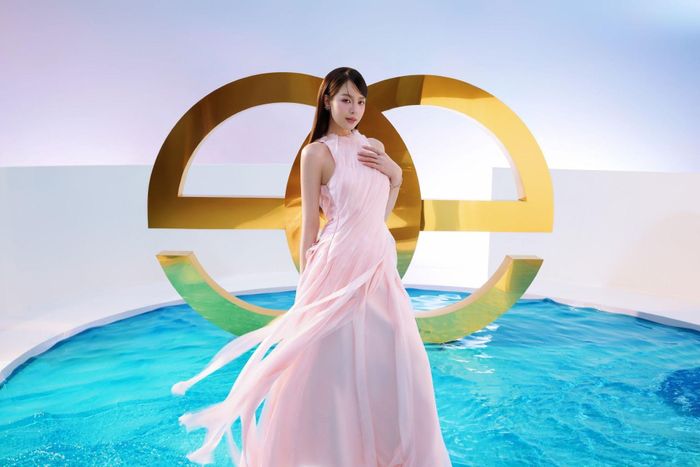 Hoa hậu Huỳnh Thị Thanh Thủy - Đại sứ thương hiệu Elise