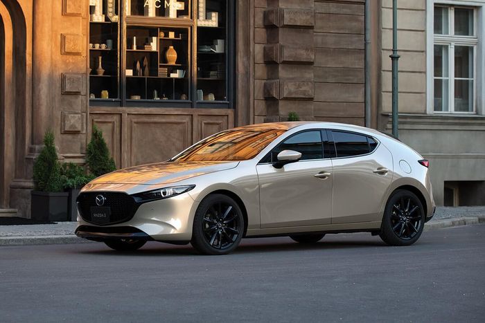 Mazda3 có thế mạnh về thiết kế và khả năng vận hành. Ảnh: Mazda