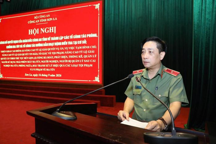 Thiếu tướng Nguyễn Minh Tuấn phát biểu tại hội nghị. Ảnh: Công an Sơn La