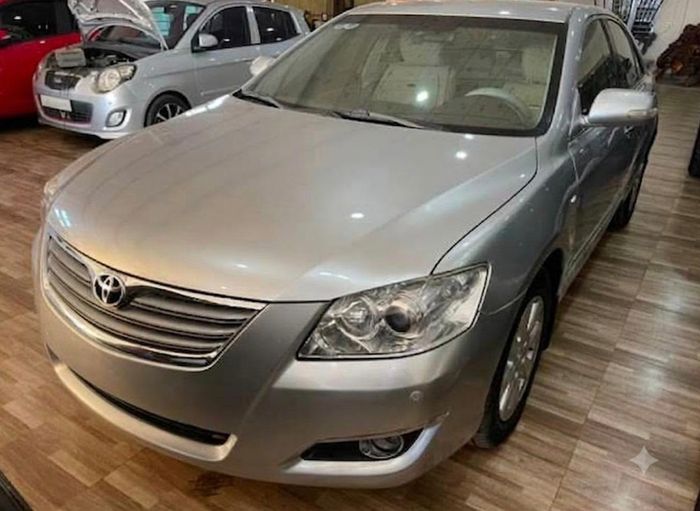 Toyota Camry 2.4 sản xuất năm 2008. 