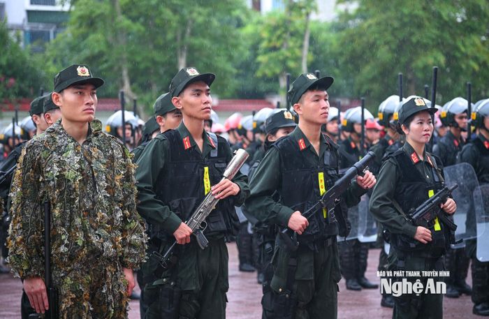 Các lực lượng tham gia diễn tập. Ảnh: Thành Cường