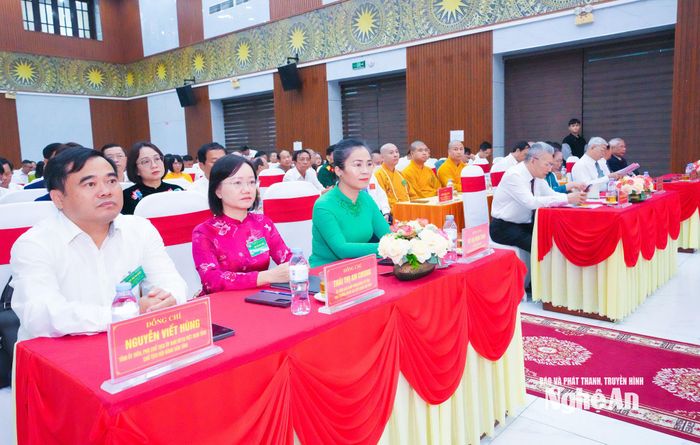 Các đồng chí lãnh đạo tỉnh tham dự Đại hội. Ảnh: Mai Hoa