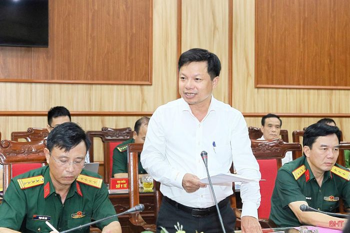 Phó Giám đốc Sở Nội vụ Đặng Văn Dũng phát biểu tại buổi làm việc.