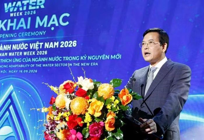 Thứ trưởng Bùi Xuân Dũng phát biểu khai mạc Tuần lễ ngành Nước Việt Nam 2026. (Ảnh: PV/Vietnam+)