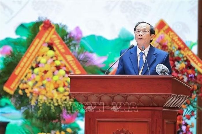 Đồng chí Võ Văn Điển, Chủ tịch Hội Người cao tuổi xã Cẩm Lạc, tỉnh Hà Tĩnh trình bày tham luận tại Đại hội. Ảnh: Lê Đông/TTXVN