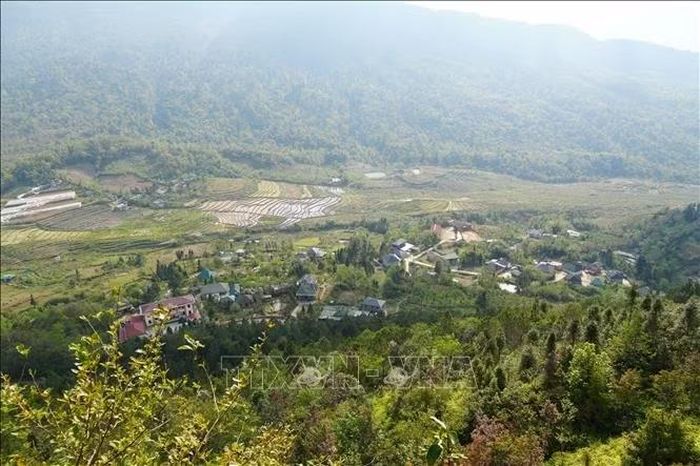 Một góc Khu du lịch Y Tý. Ảnh: Hồng Ninh/TTXVN