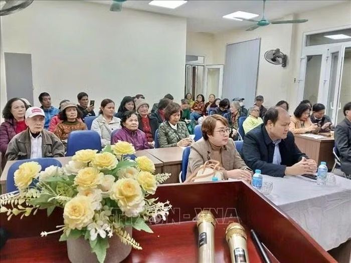 Hội người cao tuổi phường Hai Bà Trưng tổ chức lấy ý kiến về điều chỉnh Quy hoạch phân khu đô thị sông Hồng.