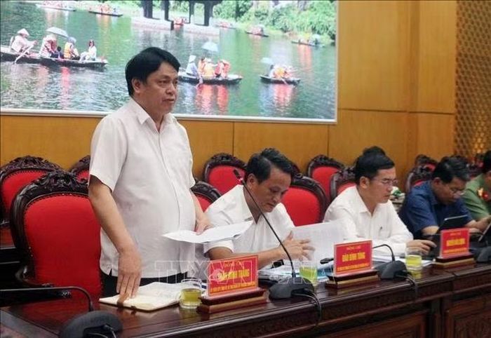 Đại biểu thảo luận tại hội nghị.