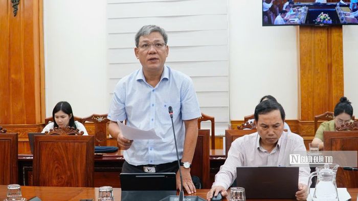 Đại diện Sở Tài chính tỉnh Gia Lai báo cáo thực trạng các cơ sở dôi dư sau sắp xếp.
