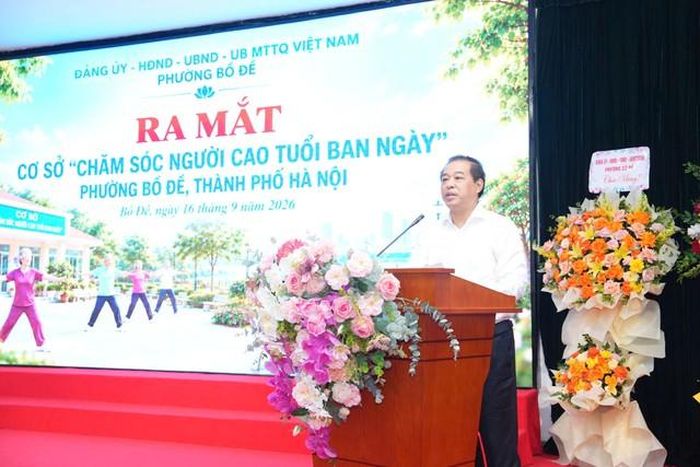 Phó Giám đốc Sở Y tế Hà Nội Đinh Hồng Phong phát biểu tại chương trình (Ảnh: Sở Y tế Hà Nội).