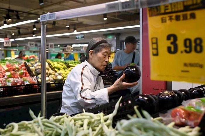 Doanh số bán lẻ hàng tiêu dùng tăng thấp hơn dự kiến. Ảnh: Sina.