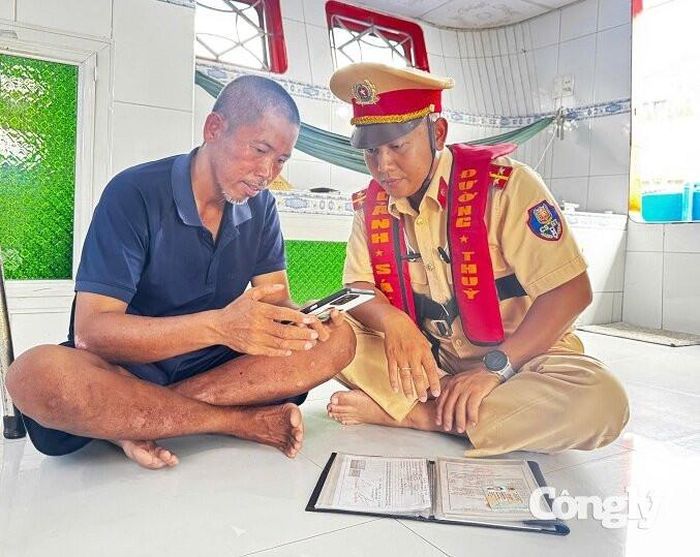 Hướng dẫn thực hiện dịch vụ công đối với thuyền trưởng.