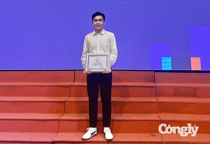 Phan Ngọc Khải là bạn trẻ có nhiều thành tích học tập tiêu biểu.