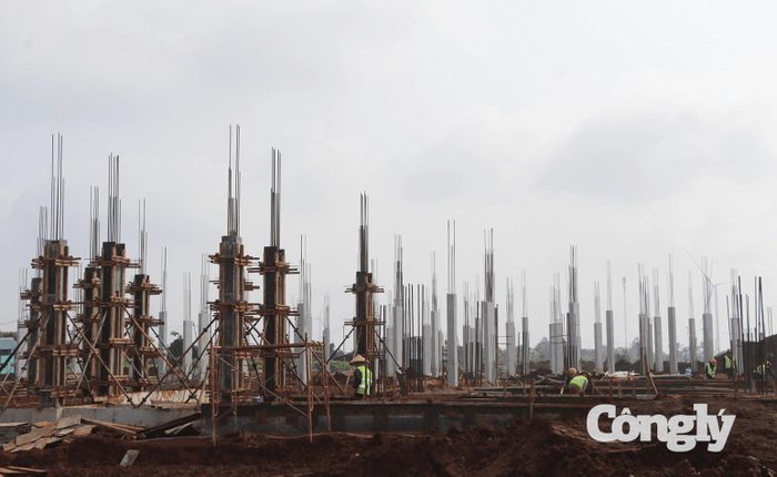 Dự án Trường Phổ thông nội trú liên cấp Tiểu học và Trung học cơ sở Thuận Hạnh thi công cơ bản đáp ứng tiến độ.