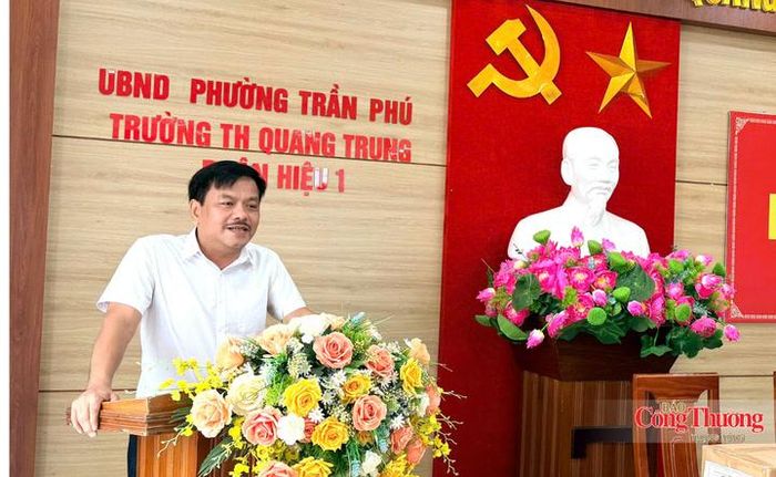Ông Nguyễn Đình Khoa, Chi cục Trưởng Chi cục QLTT Hà Tĩnh