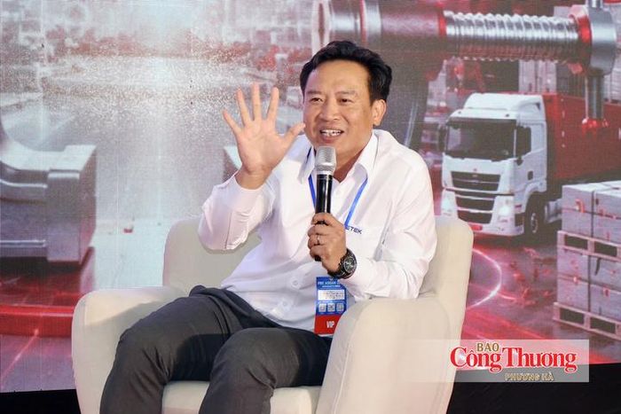 Ông Nguyễn Trọng Thưởng - Tổng Giám đốc Công ty CP Tự động hóa ETEK phân tích vai trò của công nghệ trong nâng cao năng suất sản xuất.