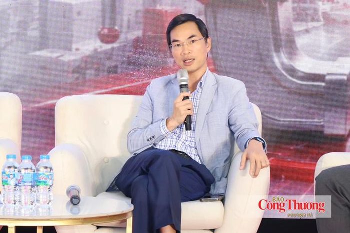 Ông Đỗ Tiến Thịnh - Phó Giám đốc Trung tâm Đổi mới sáng tạo Quốc gia (NIC) chia sẻ về các nguồn lực hỗ trợ doanh nghiệp đổi mới sáng tạo.