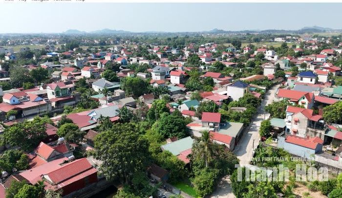 Làng Cẩm Bào nay thuộc thôn Cẩm Xuân, xã Tây Đô - Vùng quê giàu truyền thống cách mạng đang từng ngày đổi mới.