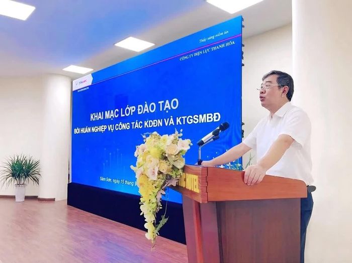 Ông Lê Thanh Bình, Phó Giám đốc CTĐL Thanh Hóa phát biểu chỉ đạo tại chương trình.