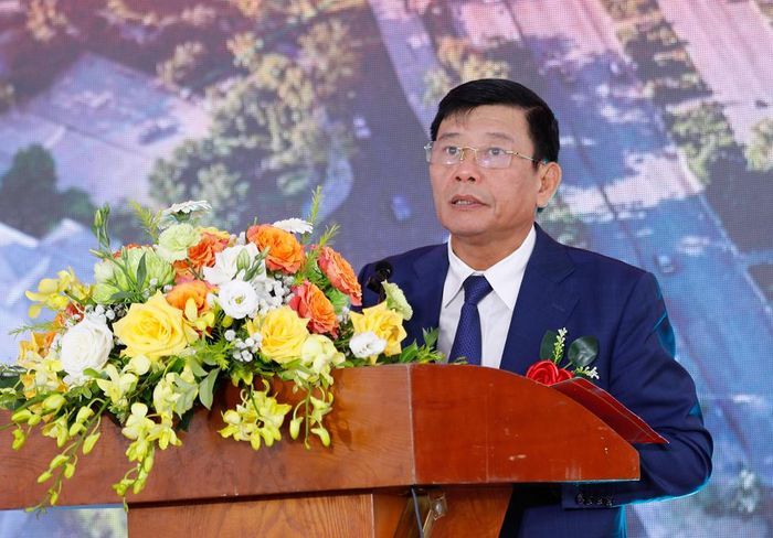 Đồng chí Ngô Tân Phượng phát biểu chỉ đạo.