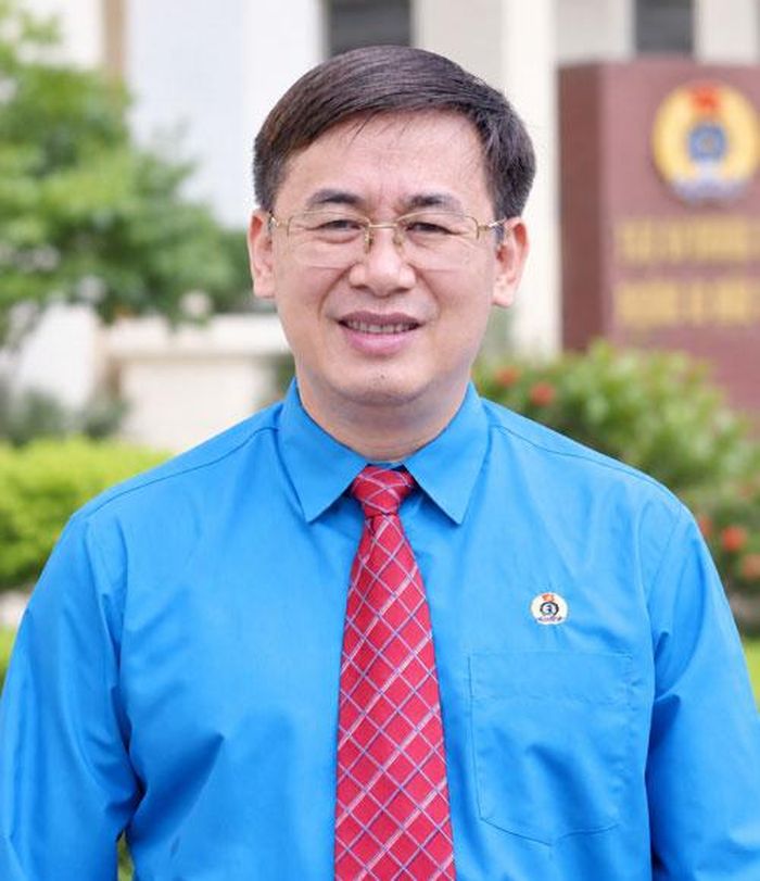 Ông Thạch Văn Chung, Tỉnh ủy viên, Chủ tịch Liên đoàn Lao động tỉnh.
