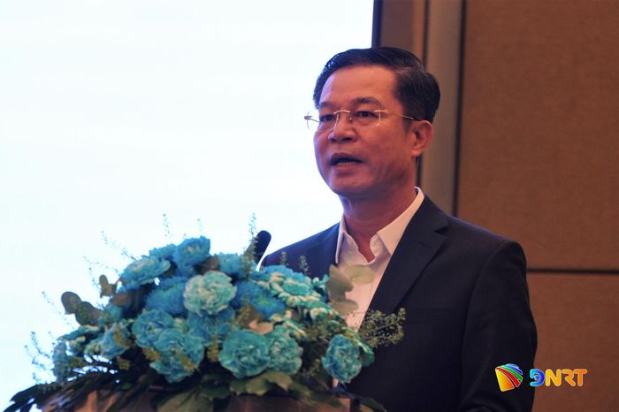 Giám đốc Trung tâm Phát triển quỹ đất thành phố Võ Nguyên Chương phát biểu tại hội nghị. Ảnh: TÂM ĐAN
