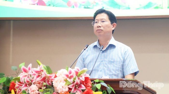 Đồng chí Huỳnh Minh Tuấn phát biểu tại Hội nghị.