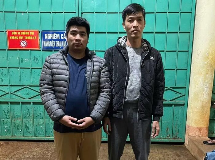 Đối tượng Vũ Lê Hoàn (trái) và Phùng Văn Ý đã bị khởi tố. Ảnh: Hoàng Nam