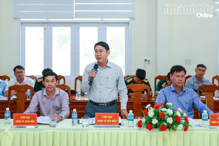Lãnh đạo xã Diên Điền phát biểu tại buổi làm việc.