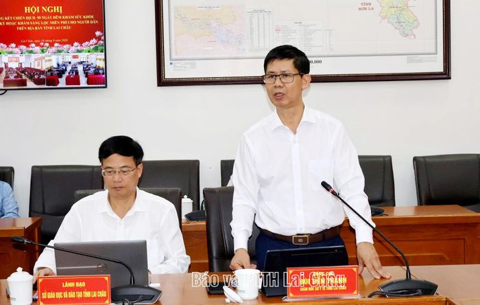 Đồng chí Bùi Tiến Thanh – Giám đốc Sở Y tế phát biểu tại hội nghị.