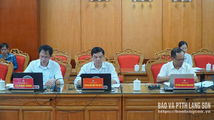 Các đại biểu dự cuộc họp