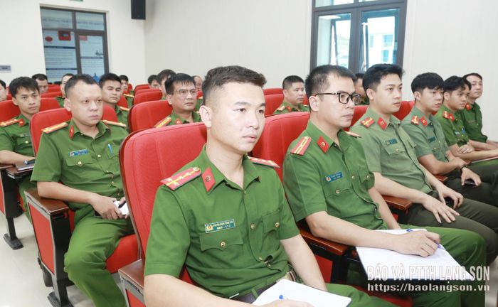 Các học viên tham dự tập huấn