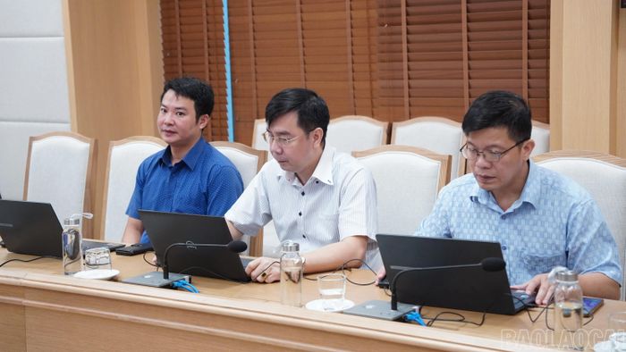 Các đại biểu tham dự hội nghị tại điểm cầu tỉnh Lào Cai.