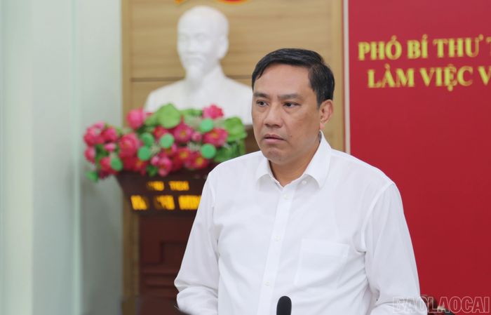 Đồng chí Hoàng Giang - Phó Bí thư Thường trực Tỉnh ủy, Chủ tịch HĐND tỉnh phát biểu kết luận.