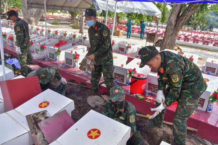 Những chiến sĩ trẻ thuộc Bộ CHQS tỉnh Lâm Đồng tham gia trong "Chiến dịch 500 ngày đêm"