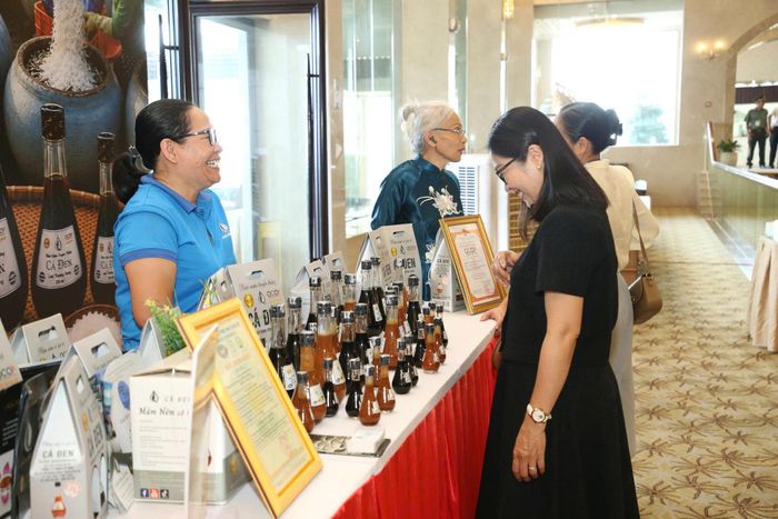 Nhiều cơ sở chịu khó tham gia các chương trình xúc tiến thương mại trong và ngoài tỉnh