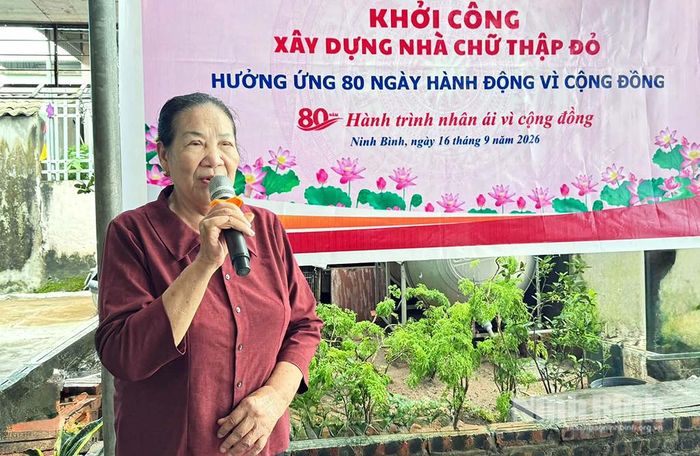Đại diện Công ty TNHH Dệt may bao bì Hà Nam phát biểu tại lễ khởi công.