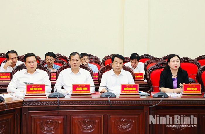 Các đại biểu dự hội nghị.