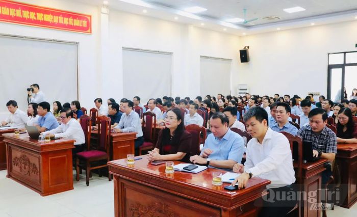 Các đại biểu tham dự hội nghị - Ảnh: H.L