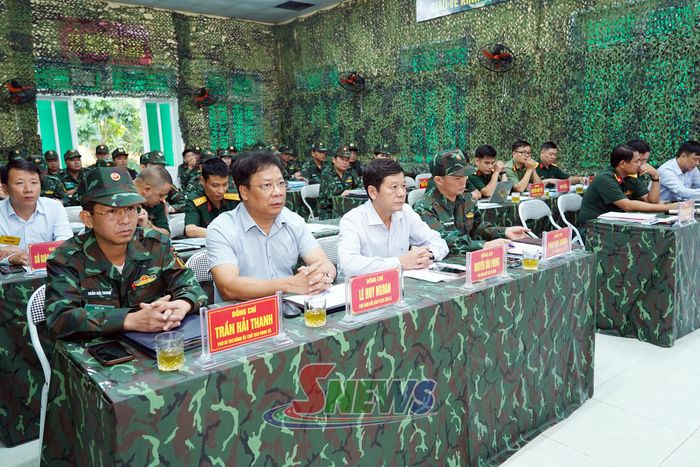 Các đại biểu dự cuộc diễn tập.