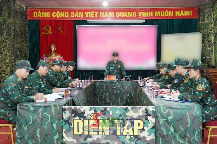 Hội nghị Ban Thường vụ Đảng ủy xã Mường Bang ra nghị quyết chuyển địa phương vào tình trạng khẩn cấp về quốc phòng.